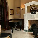 Russell Court Hotel