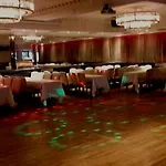 Russell Court Hotel 3*