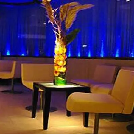 ラッセル コート ホテル 3*