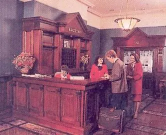 Russell Court Hotell