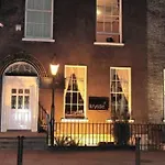 Russell Court Отель Дублин