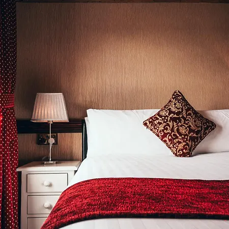 Hotell Russell Court