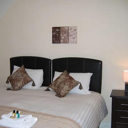 Russell Court Hotel