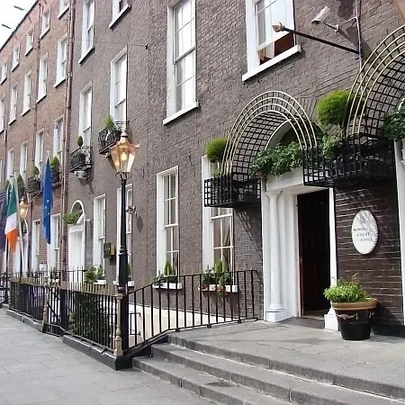 Russell Court Hotel