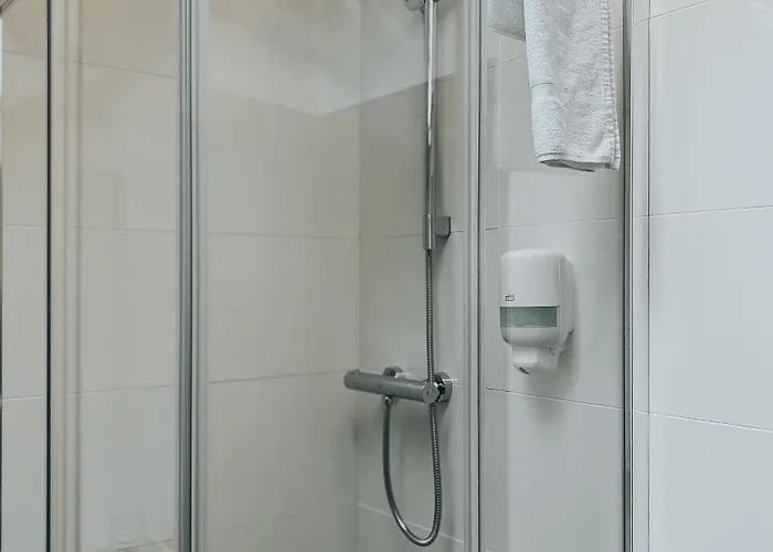 Russell Court Szálloda