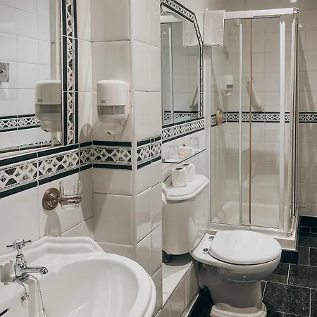 Russell Court 3* Dublín