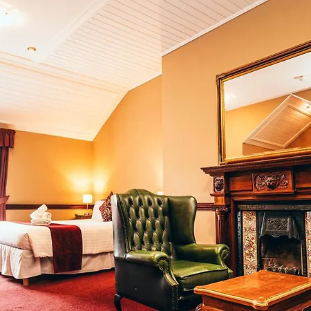 Russell Court Hotel