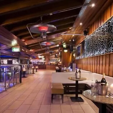 Russell Court 3* Dublín