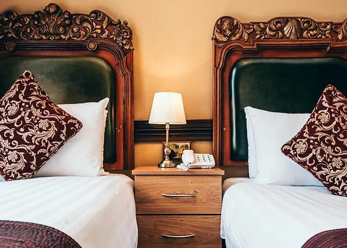 Russell Court 3* Дублин