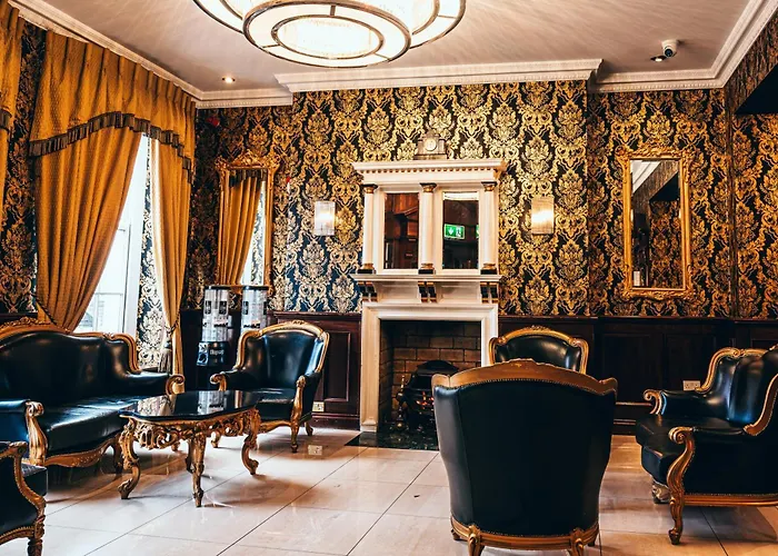 Russell Court 3* Дублин