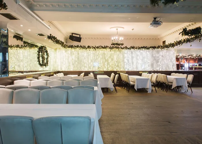 Hotel Russell Court 3*