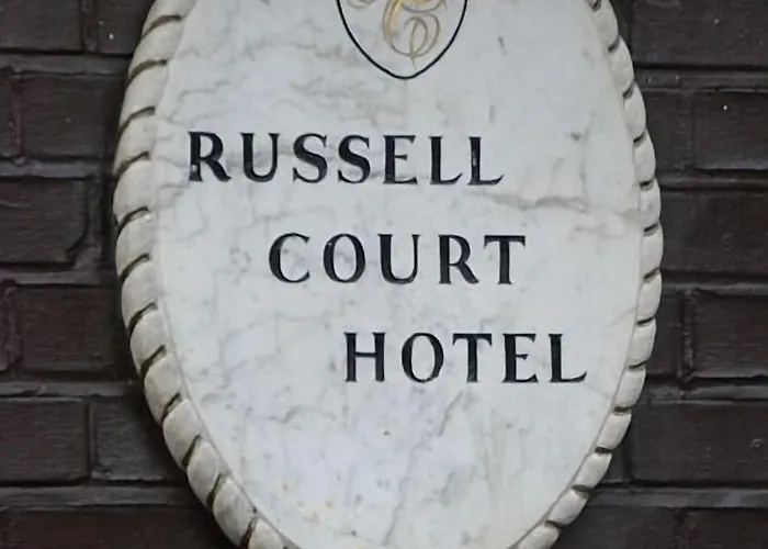Russell Court 3* Dublin